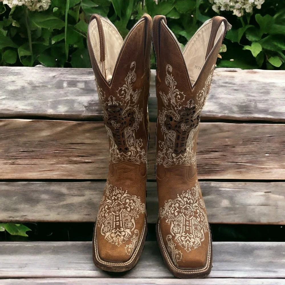 Dusty Rocker Boots - Picture 5 of 12